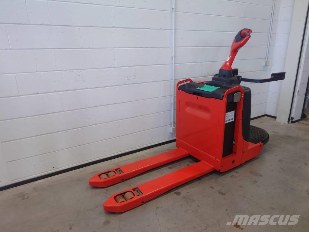 Linde T16P/1151-02 Lavansiirtotrukit ajotasolla