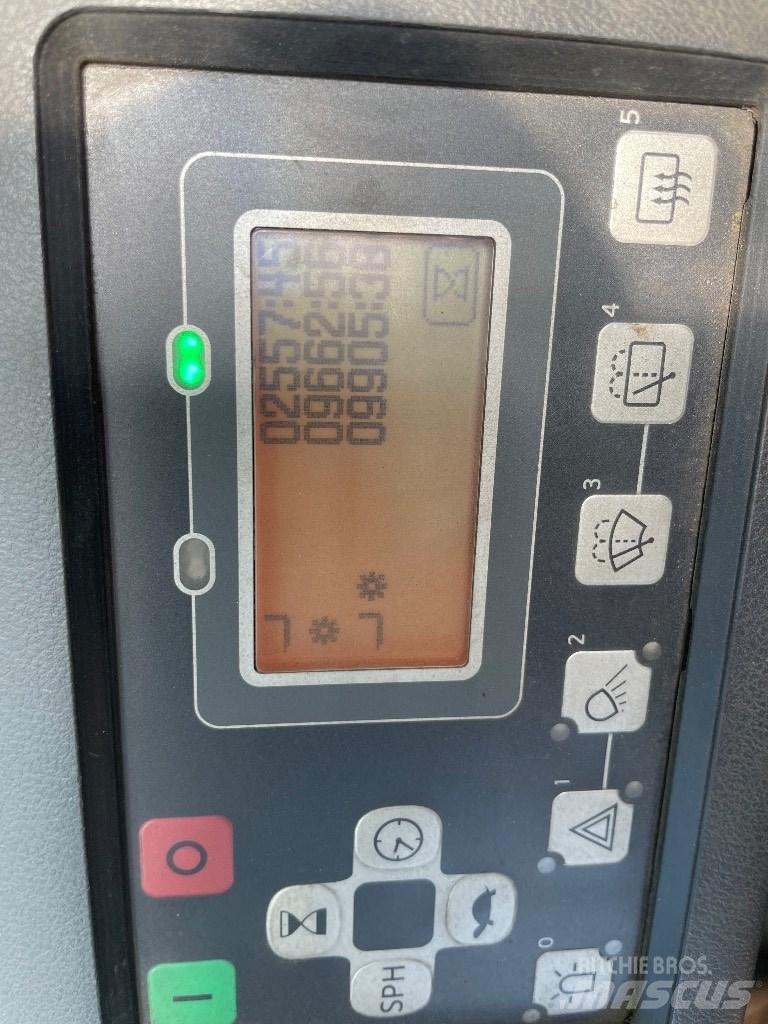 Toyota 8FBMT30 Sähkötrukit