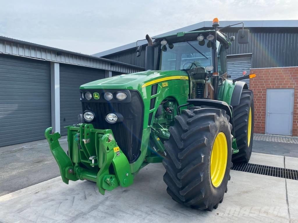 John Deere 8230 ILS Traktorit