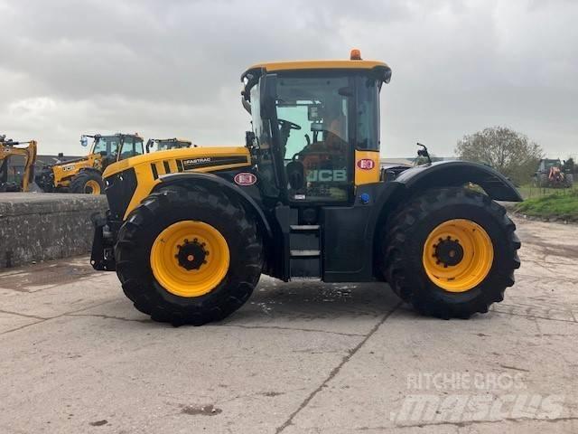 JCB (21007788) FT 4220 Traktorit