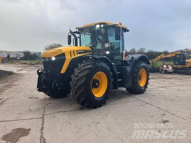 JCB (21007788) FT 4220 Traktorit
