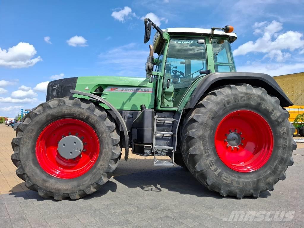 Fendt 926 Vario TMS Traktorit