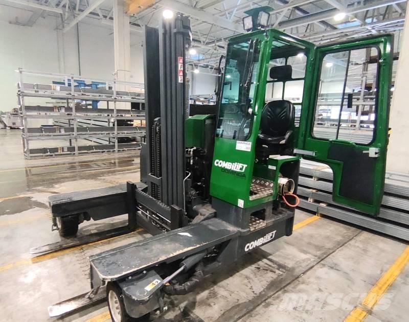 Combilift C 4000 Nelitietrukit