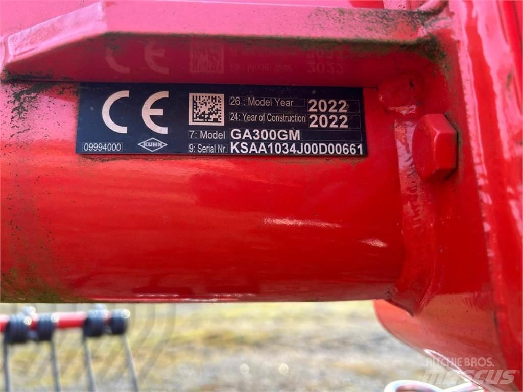 Kuhn GA 300 GM Swather-niittokoneet