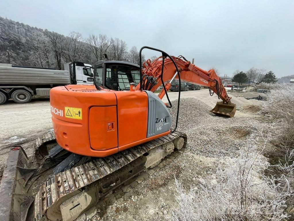 Hitachi ZX 135 US Telakaivukoneet
