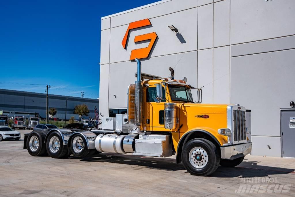 Peterbilt 388 Vetopöytäautot