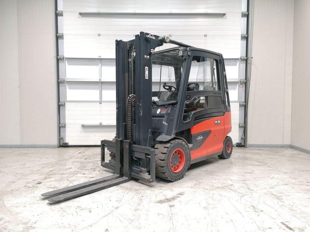 Linde E50HL-01 Sähkötrukit