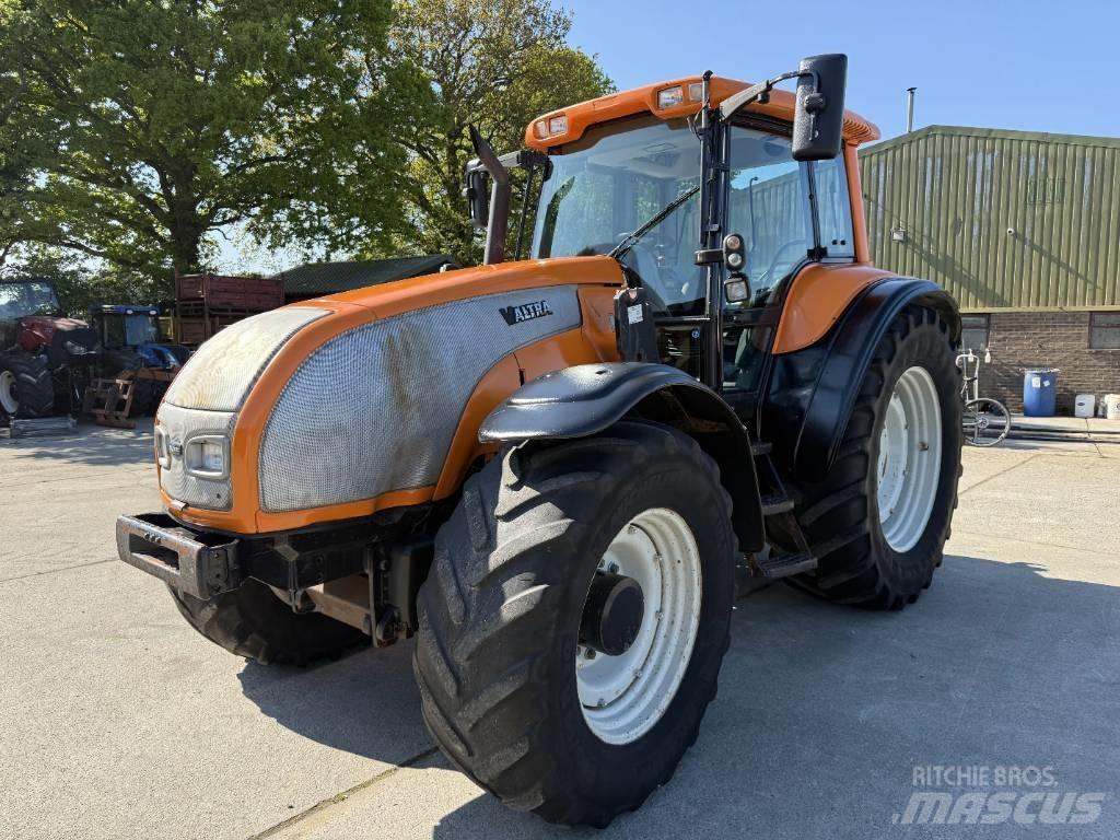 Valtra T 170 Traktorit