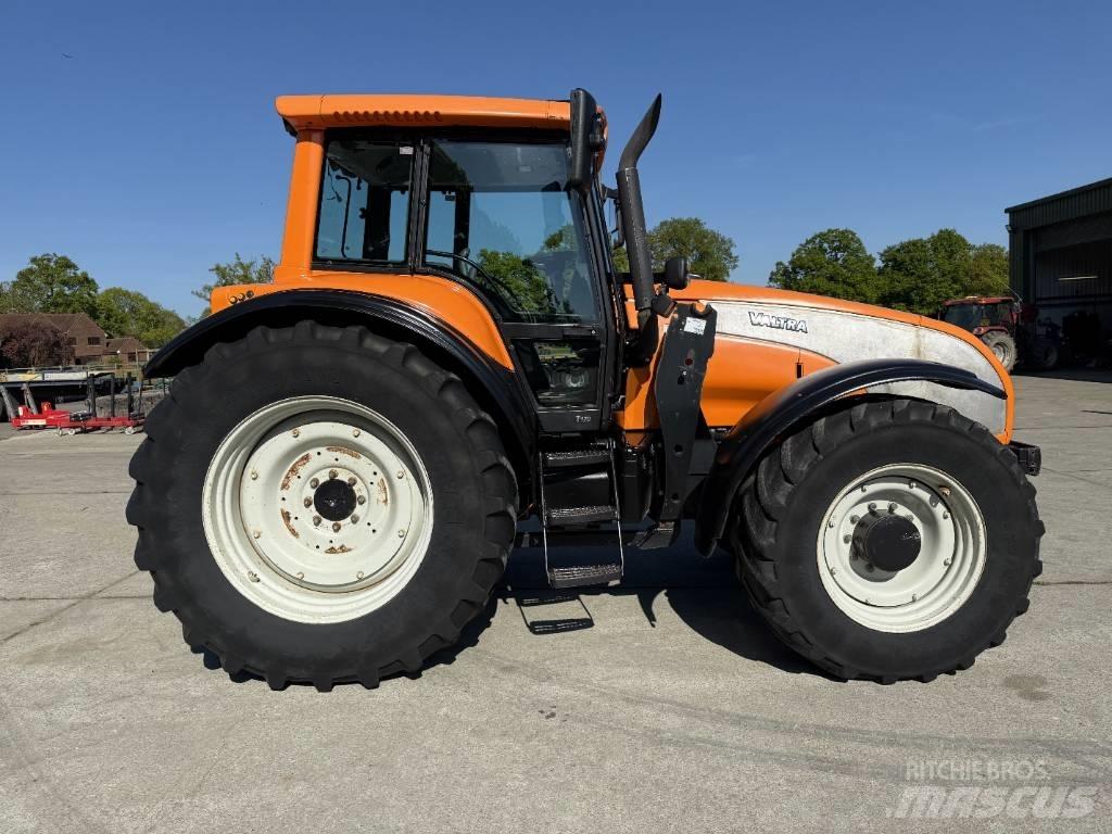 Valtra T 170 Traktorit