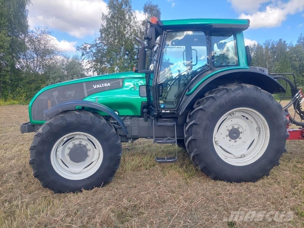 Valtra T 171 H Traktorit