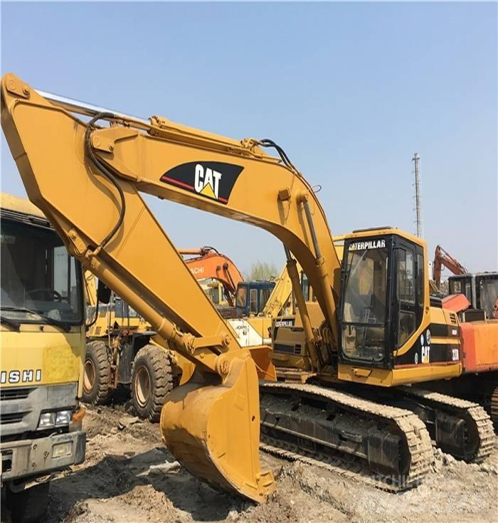CAT 320 B Telakaivukoneet