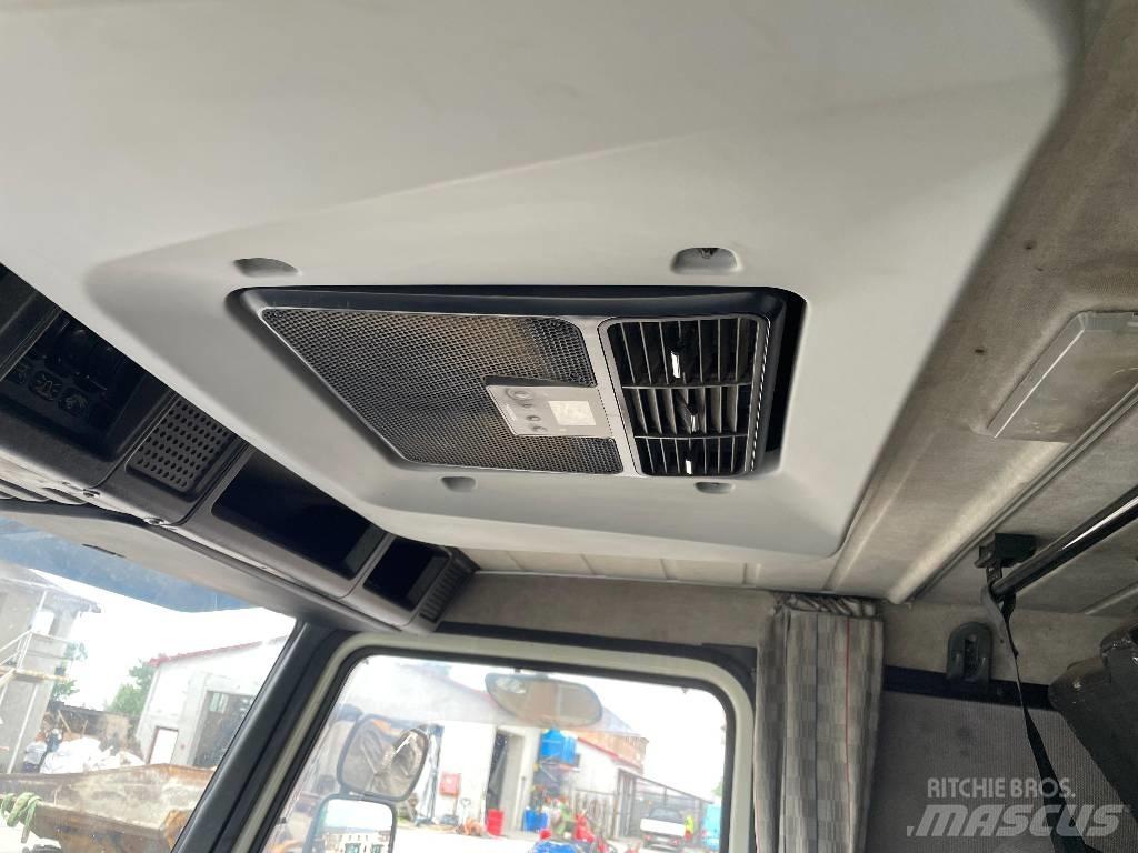 Scania 143 H Vetopöytäautot