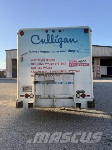 Hino 338 Juomien jakeluautot