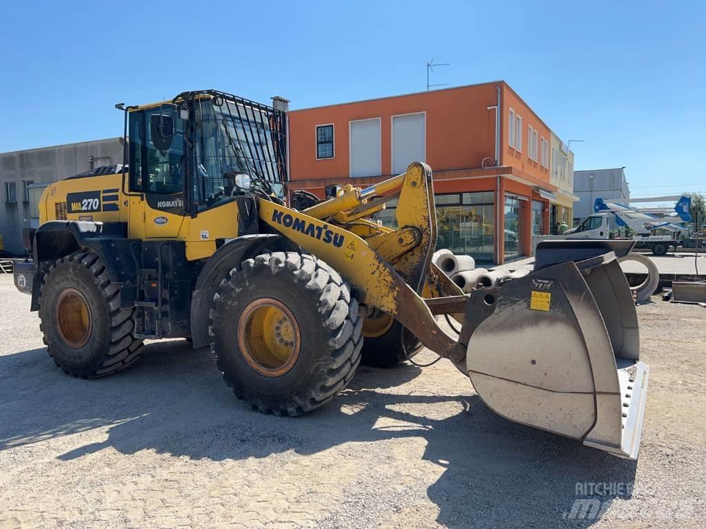 Komatsu WA 270-8 Pyöräkuormaajat