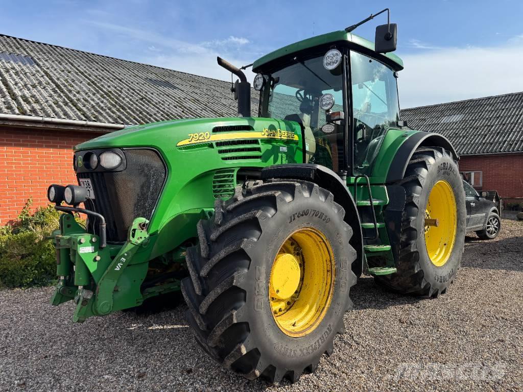 John Deere 7920 Traktorit