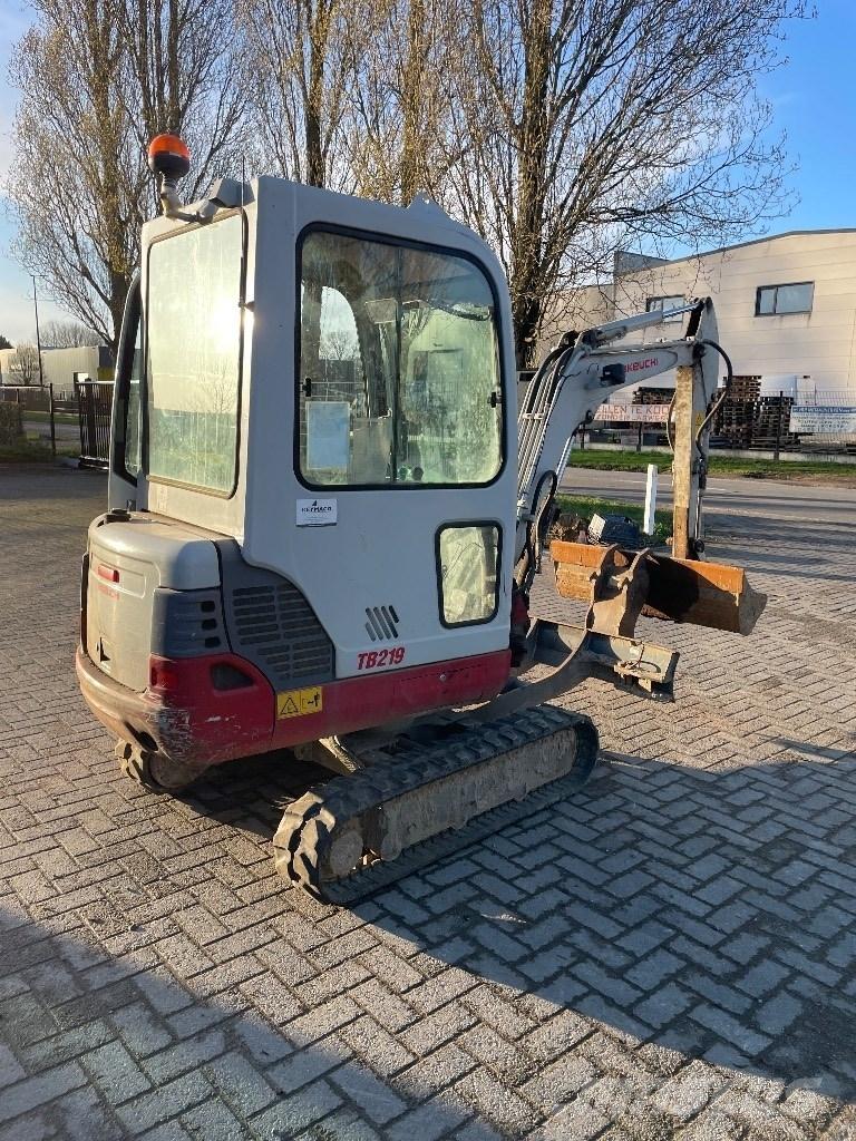 Takeuchi TB 219 Minikaivukoneet < 7t