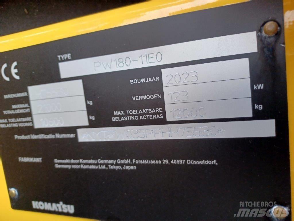 Komatsu PW180-11E0 Pyöräkaivukoneet