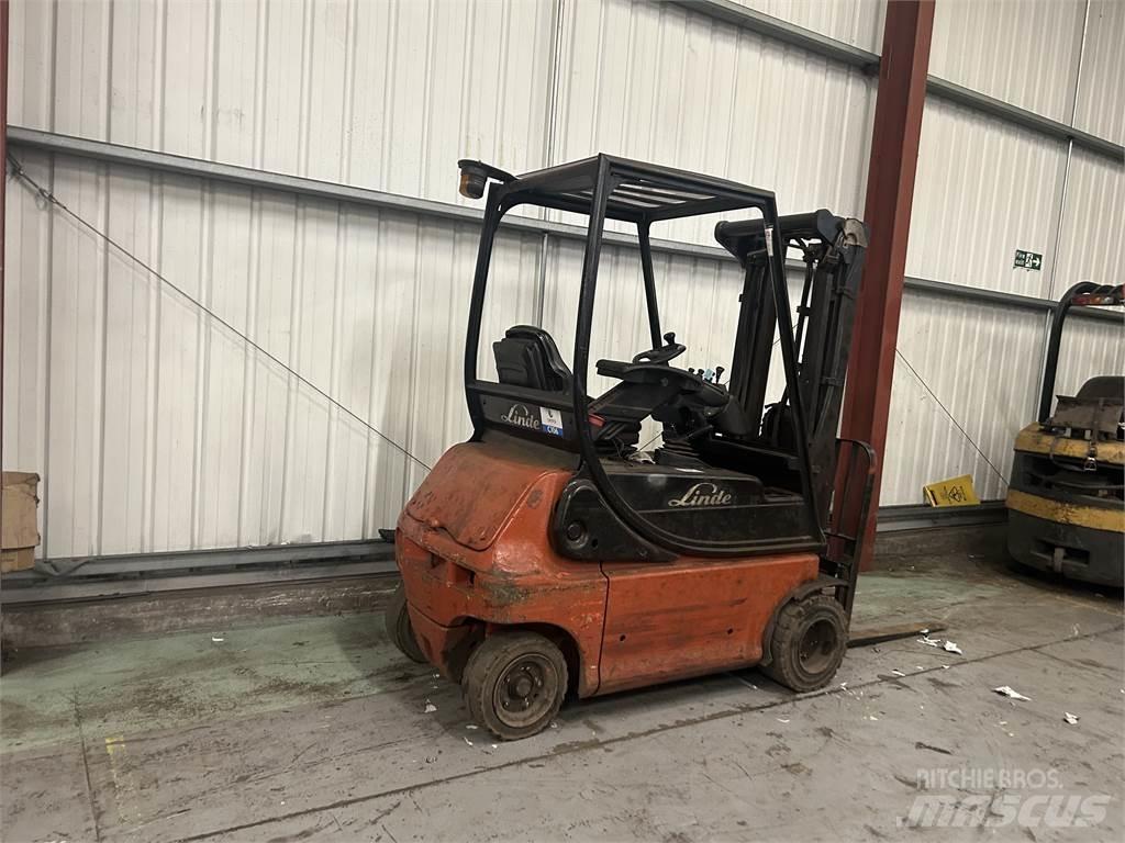 Linde E18P-02 Sähkötrukit