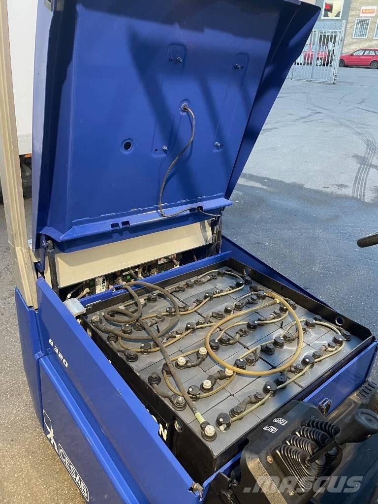 Cesab B320 Sähkötrukit