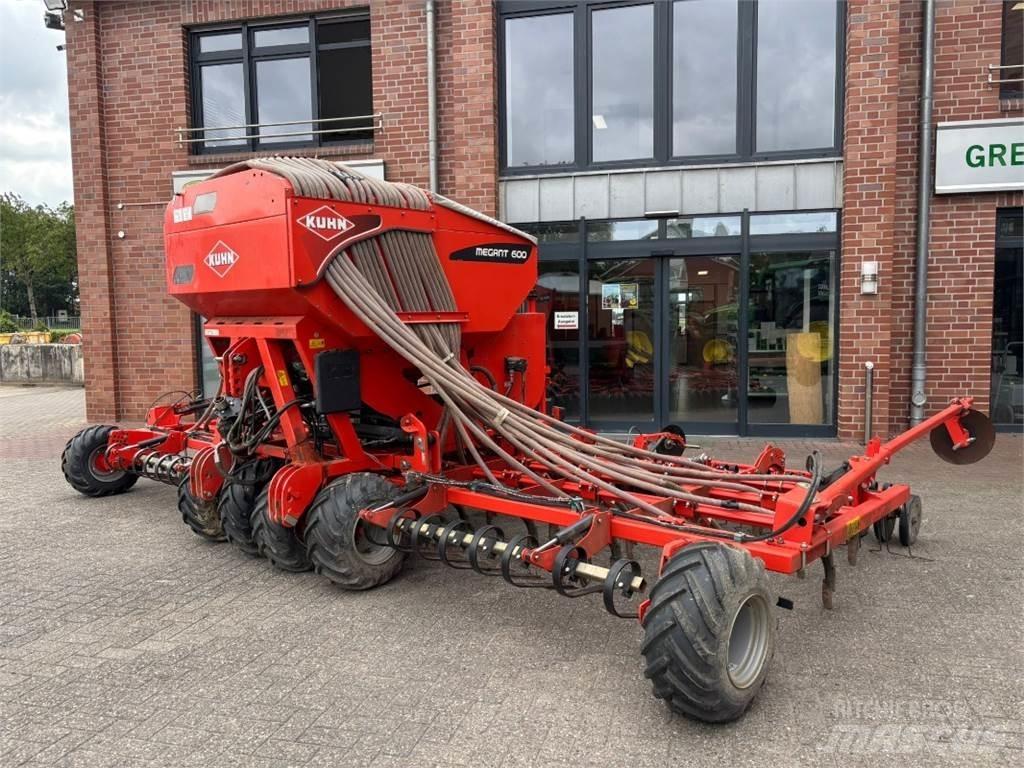 Kuhn Megant 600 Muut maatalouskoneet