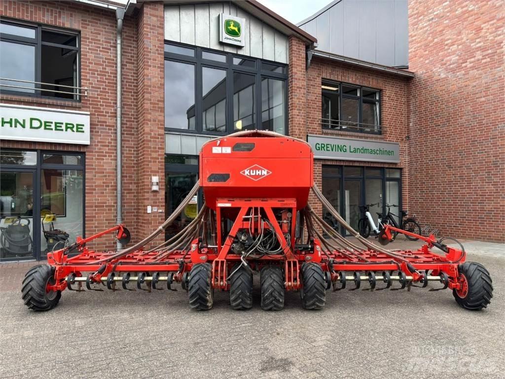 Kuhn Megant 600 Muut maatalouskoneet