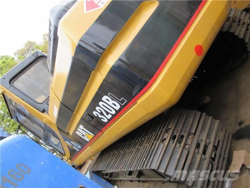 CAT 320 B L Telakaivukoneet