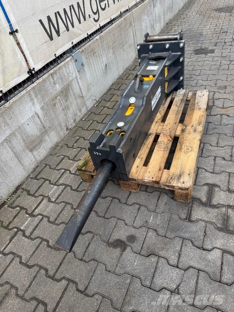 Mustang HM 1002 Iskuvasarat