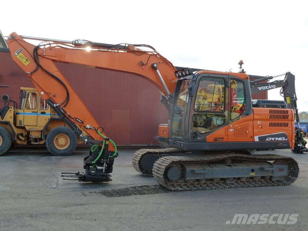 Doosan DX140LC-5 Telakaivukoneet