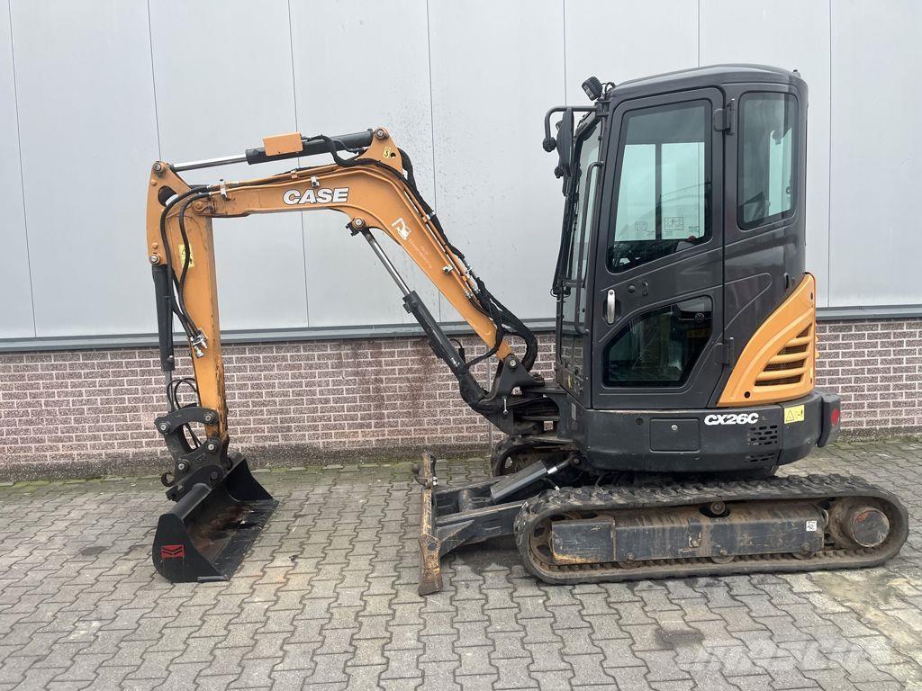 CASE xc26c Minikaivukoneet < 7t