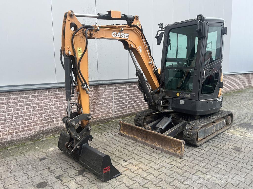CASE xc26c Minikaivukoneet < 7t