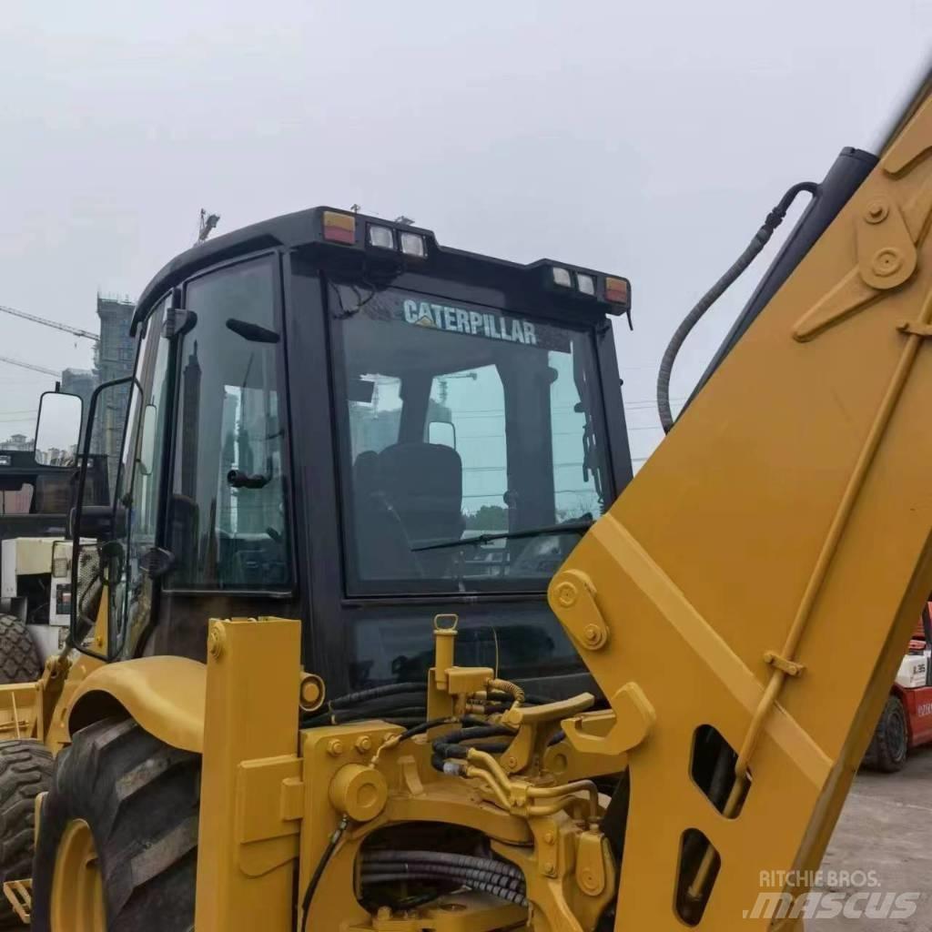 CAT 420 F Kaivurikuormaajat