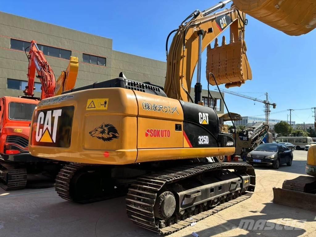 CAT 325 D Telakaivukoneet