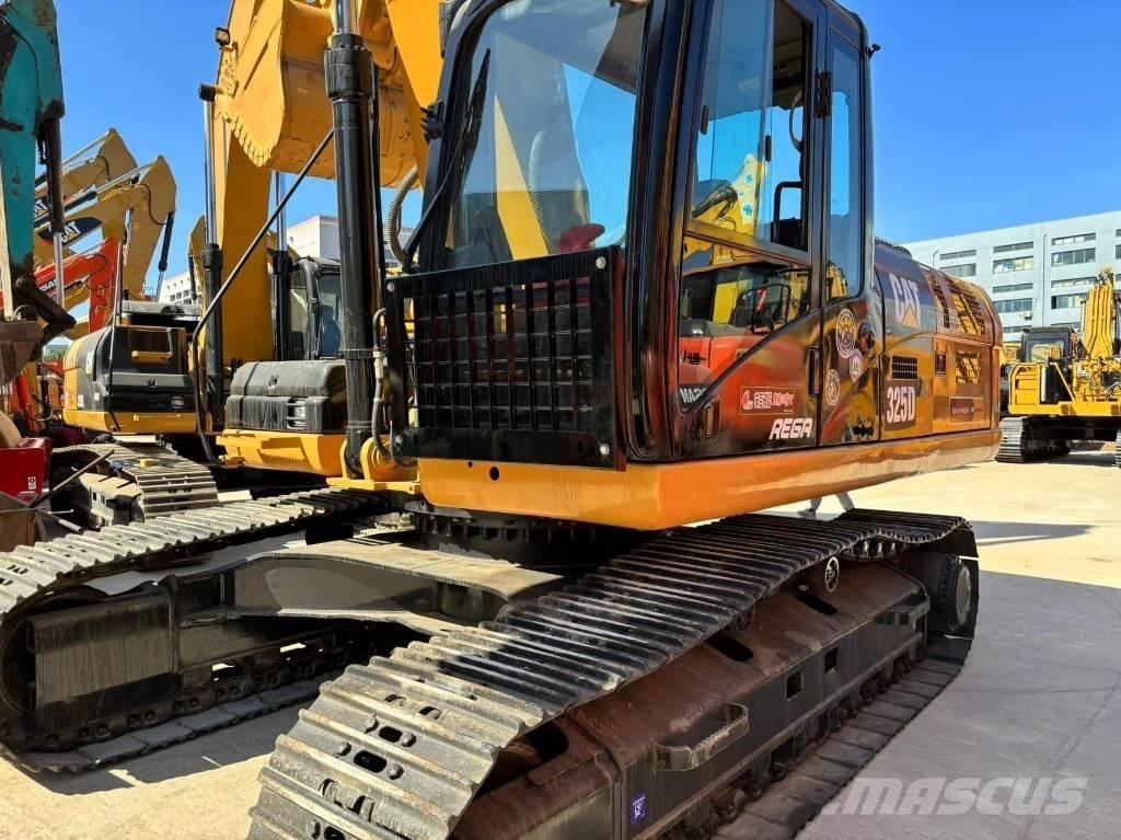 CAT 325 D Telakaivukoneet