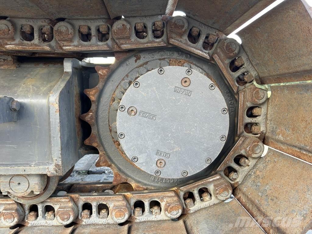 Volvo ECR145EL Telakaivukoneet