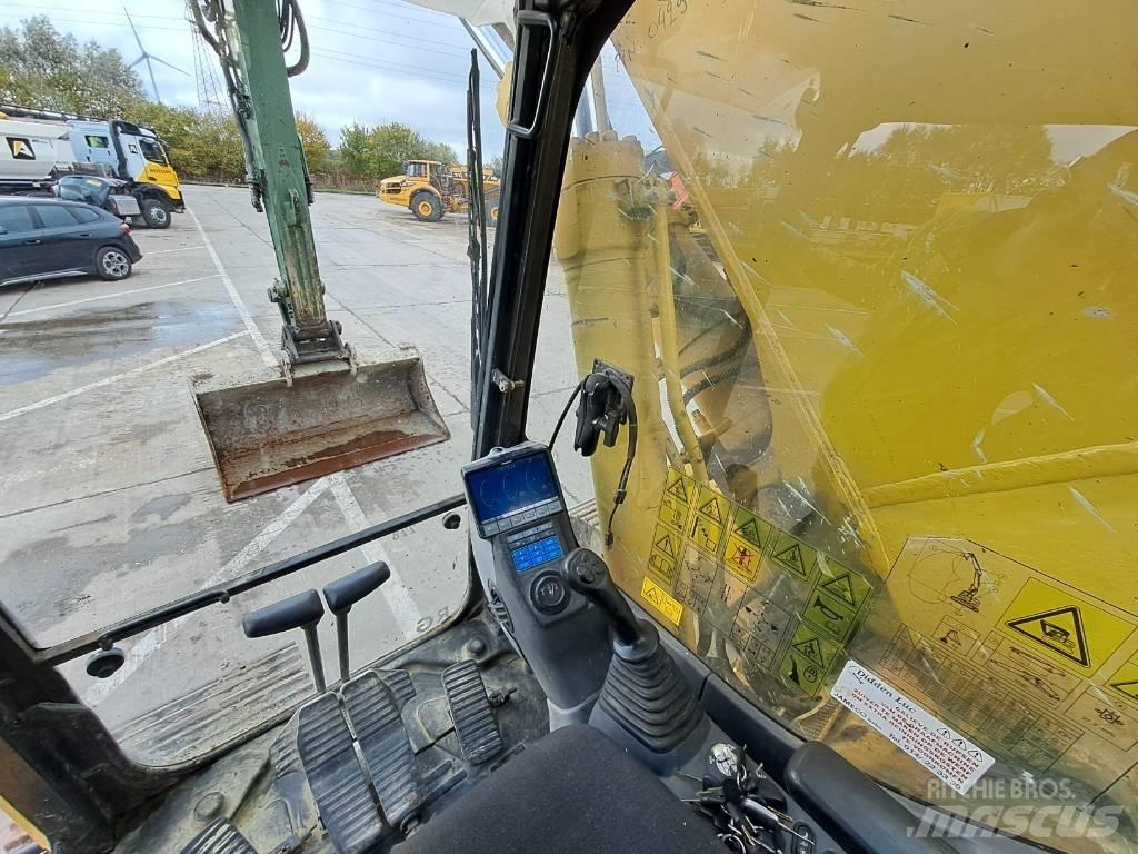 Komatsu PC228USLC-8 Telakaivukoneet