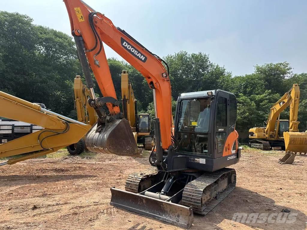 Doosan DX 60 Telakaivukoneet
