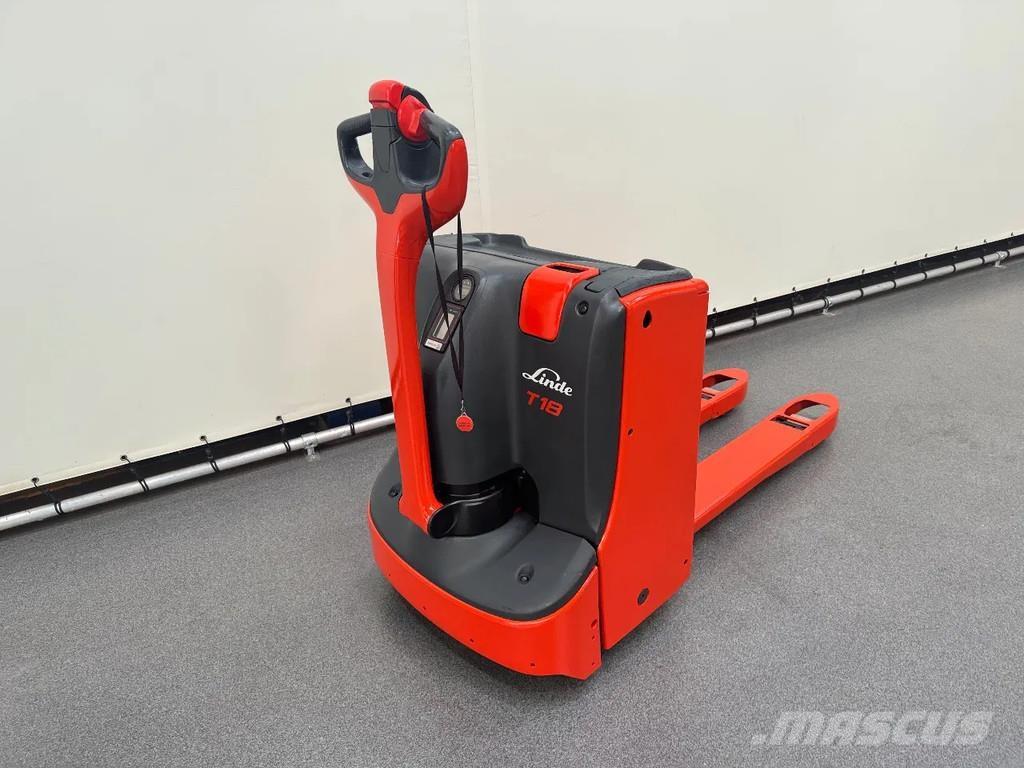 Linde T 18 Lavansiirtotrukit
