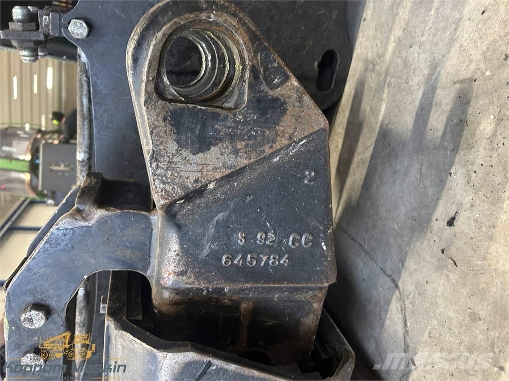 John Deere Ch910 Harvesterinosturit