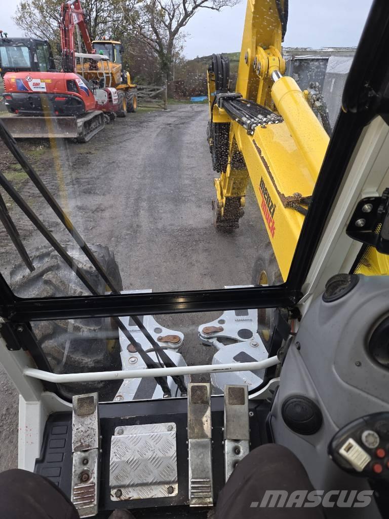 Menzi Muck M325 Erikoiskaivinkoneet