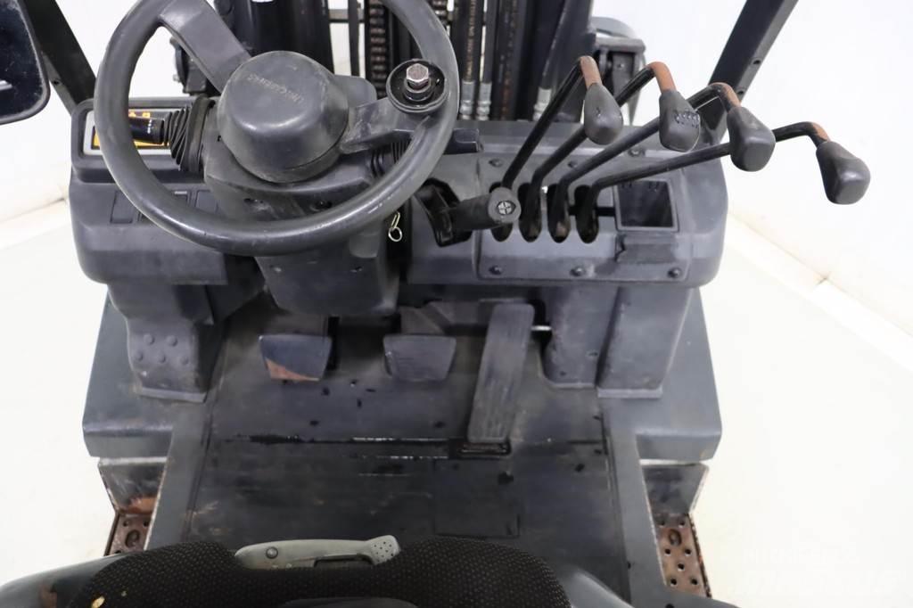 Nissan U1D2A20LQ Nestekaasutrukit