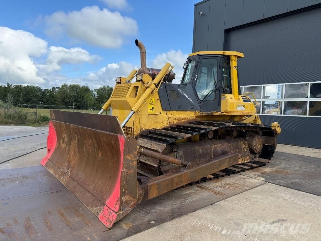 Komatsu D 65 PX-12 Telaketjupuskutraktorit