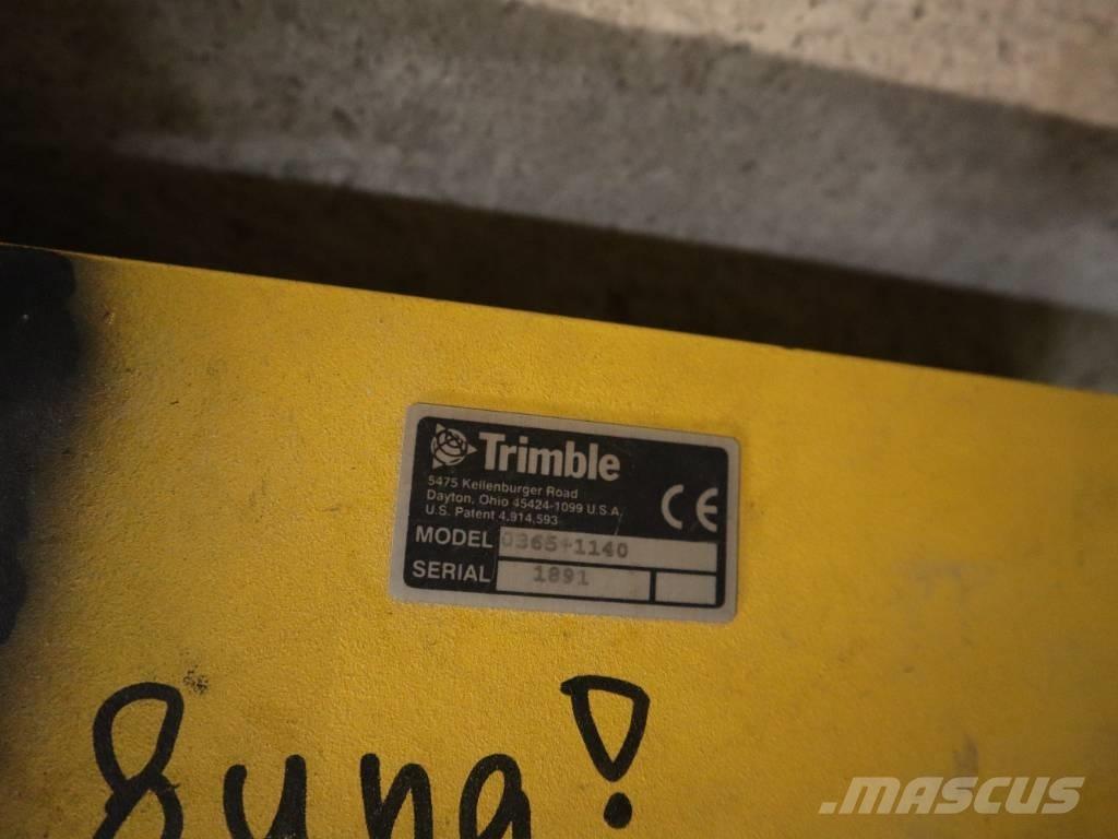 Trimble BladePro Muut