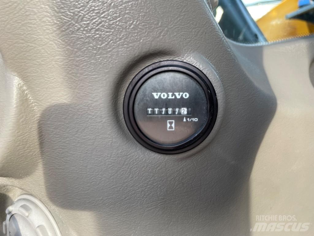 Volvo EC 480 E L Telakaivukoneet