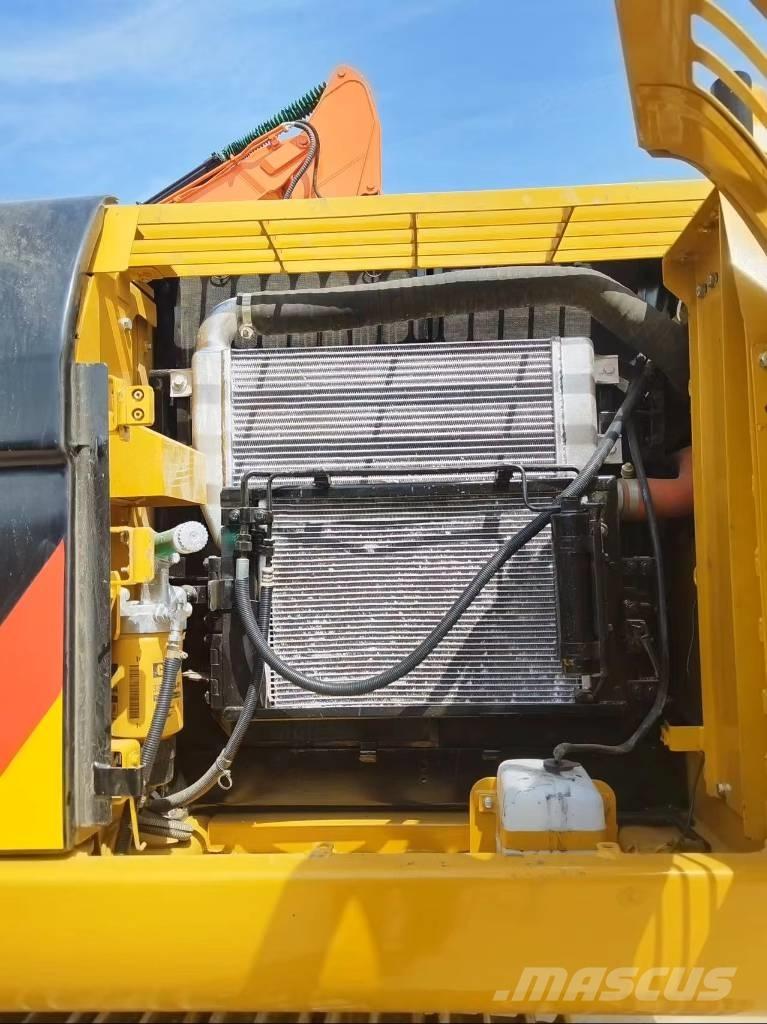 CAT 320 D 2 Midikaivukoneet 7t - 12t