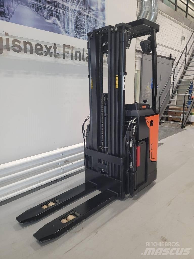 Rocla SST 16 ACI Ajettavat pinoamisvaunut