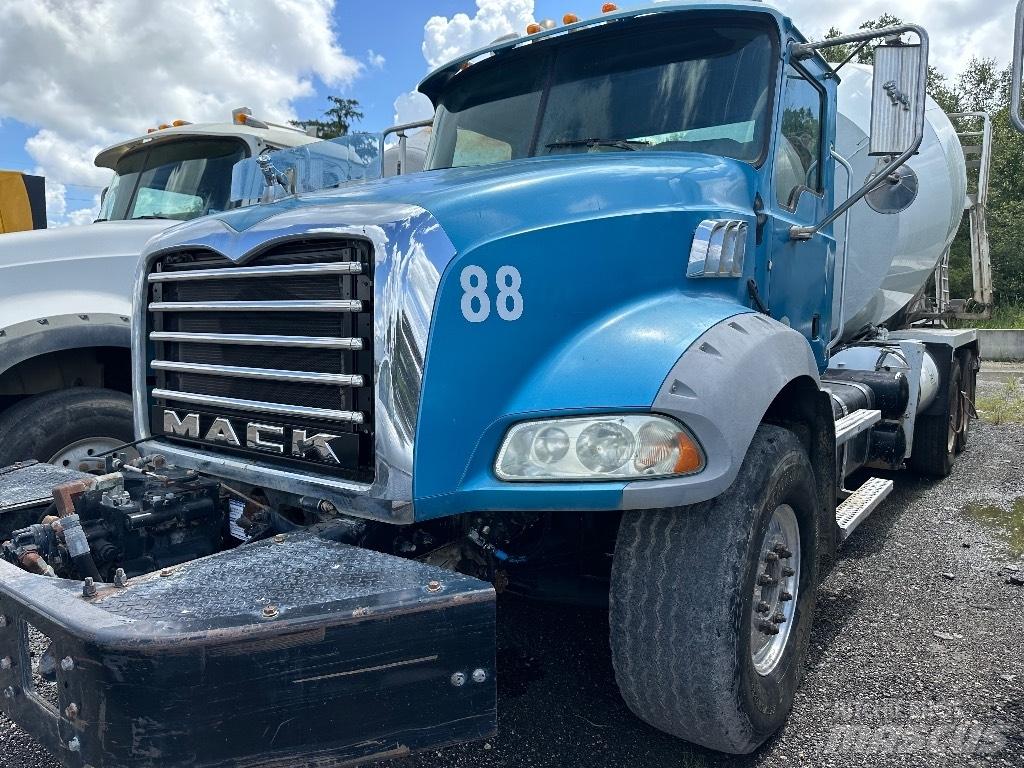 Mack GU 800 Muut kuorma-autot