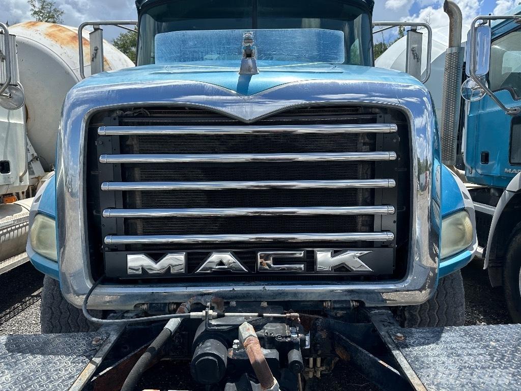Mack GU 800 Muut kuorma-autot