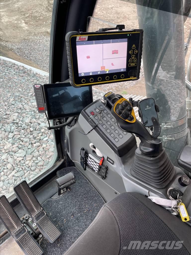 Liebherr R930 Pitkävartiset kaivinkoneet