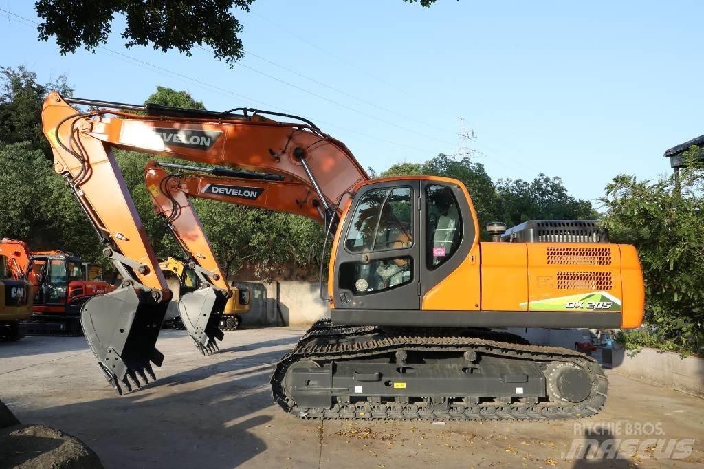 Develon DX205 Telakaivukoneet