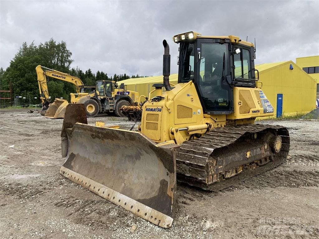 Komatsu DX 51 PX 22 Telaketjupuskutraktorit